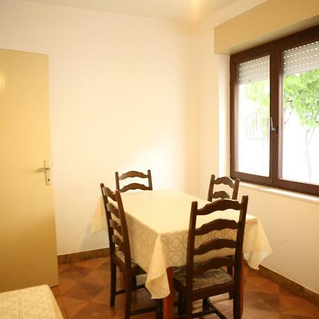Rooms And Apartments Kurtovic Donji Seget Екстериор снимка