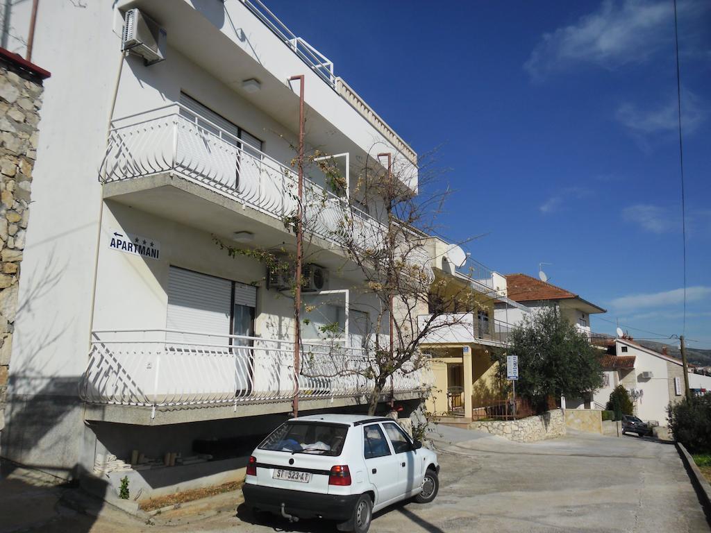 Rooms And Apartments Kurtovic Donji Seget Екстериор снимка