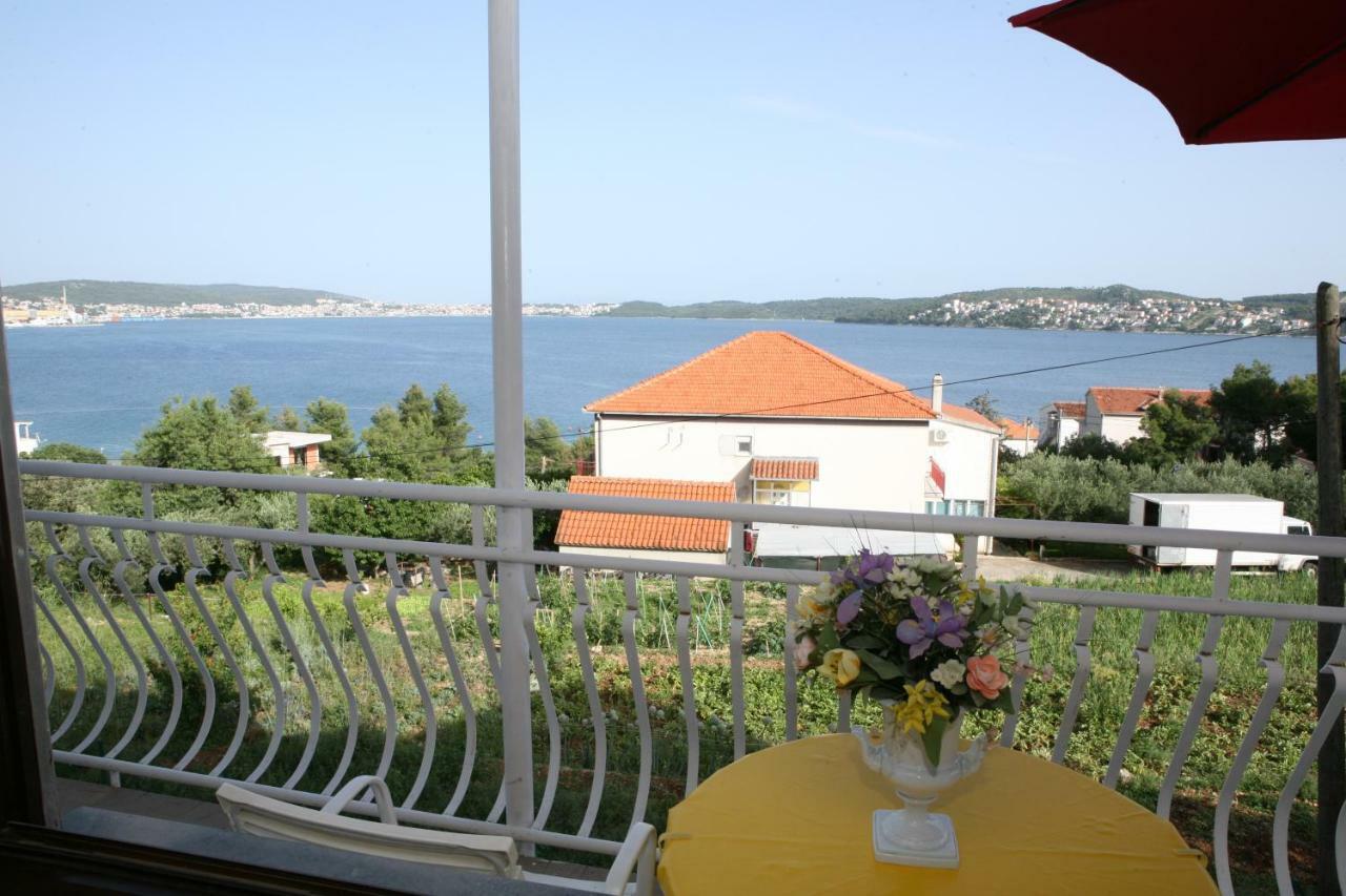 Rooms And Apartments Kurtovic Donji Seget Екстериор снимка