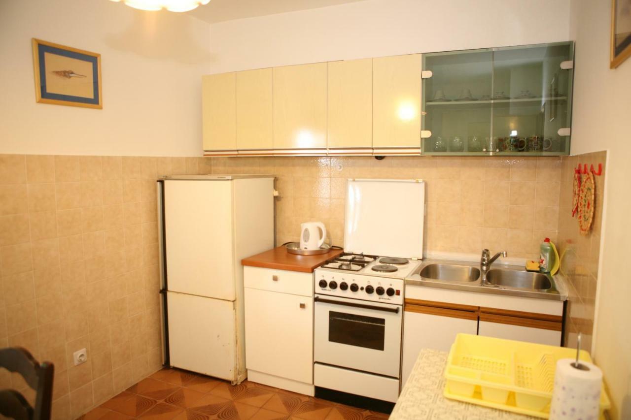Rooms And Apartments Kurtovic Donji Seget Екстериор снимка