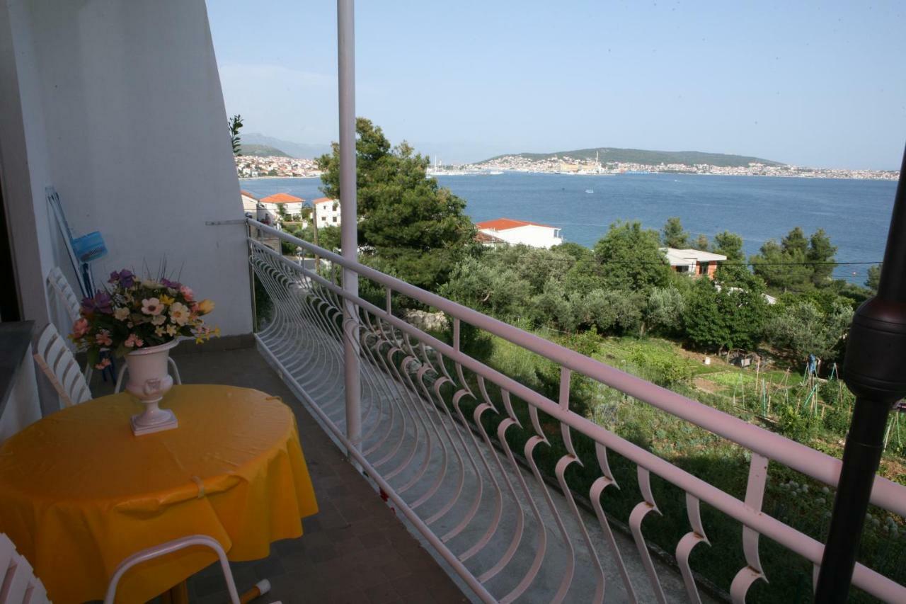 Rooms And Apartments Kurtovic Donji Seget Екстериор снимка